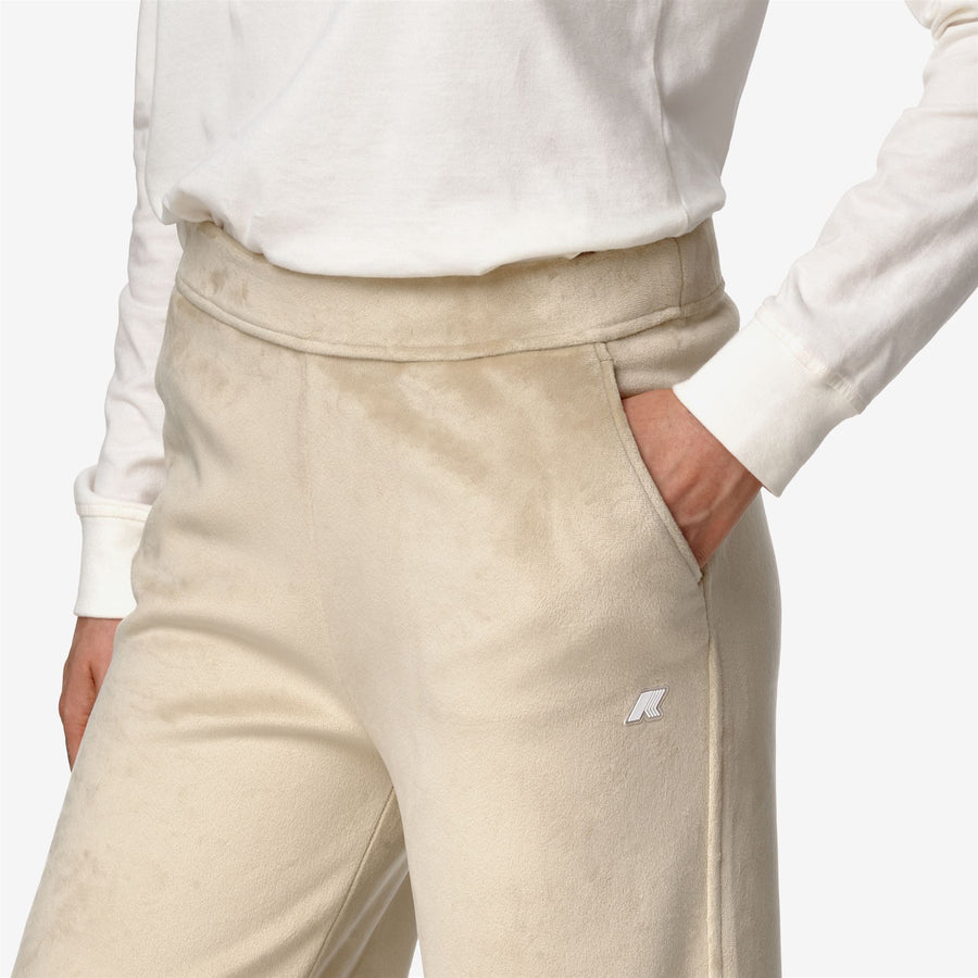 k-way donna pantalone modello jenny velour polar k7128cw colore beige